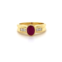 Oval 0.65ct Ruby + 0.12ct Dia